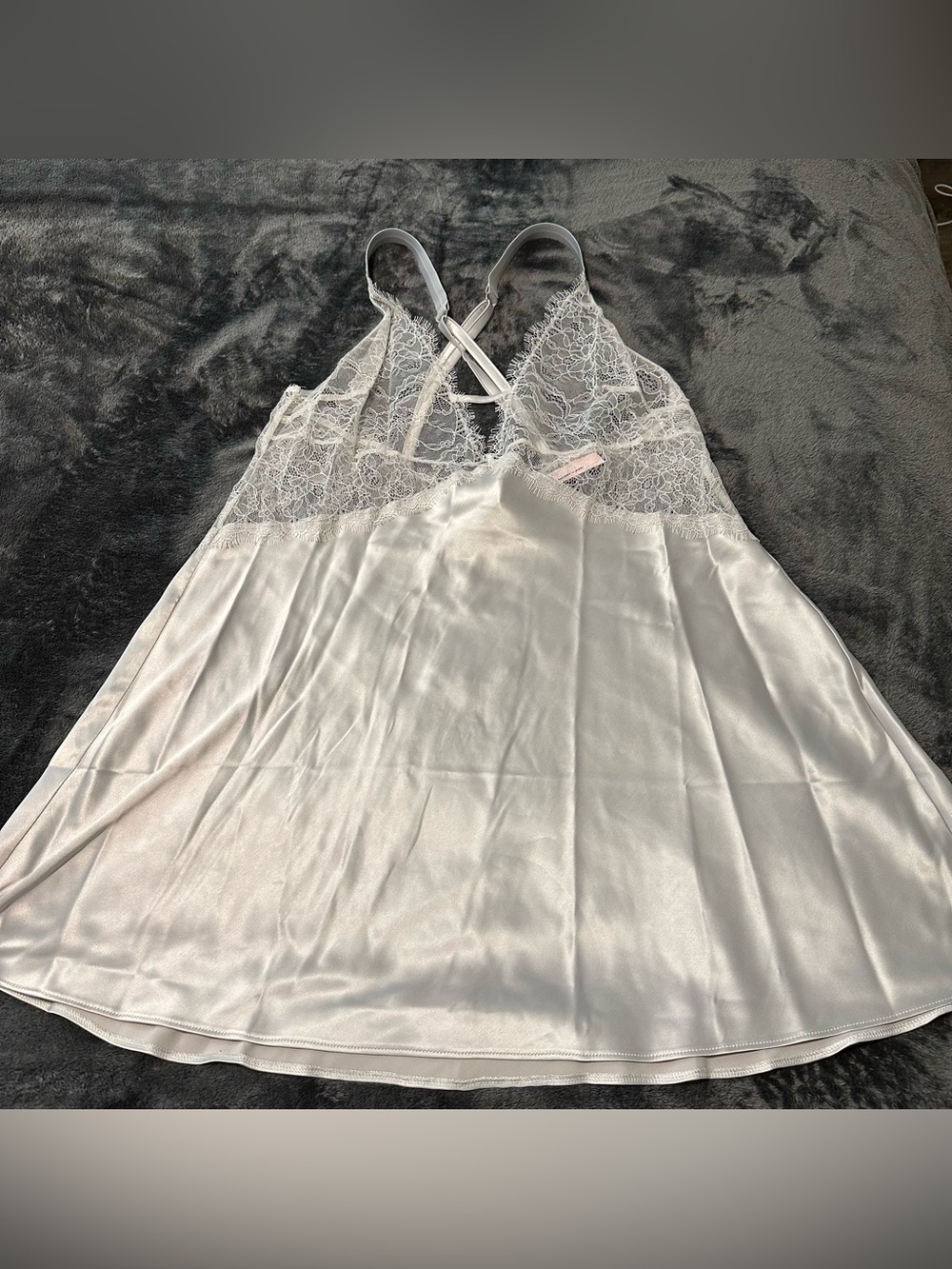 VS Silky Lace Slip Chemise - Light Silver